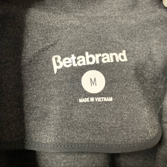 BETABRAND Active Blazer with Convertible Cuffs in Dark Gray Medium - Picture 5 of 6